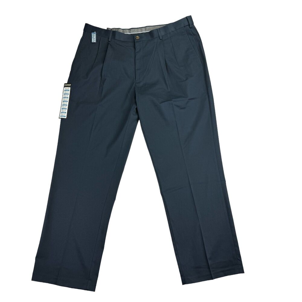 Haggar Mens Premium No Iron Classic Fit Pleated Dress Pants Dark Navy Blue 40x32